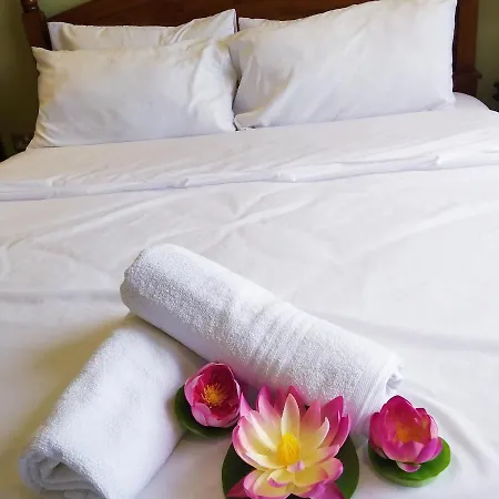 Poolview Resort Batu Ferringhi 502 - 2 Rooms Exterior photo