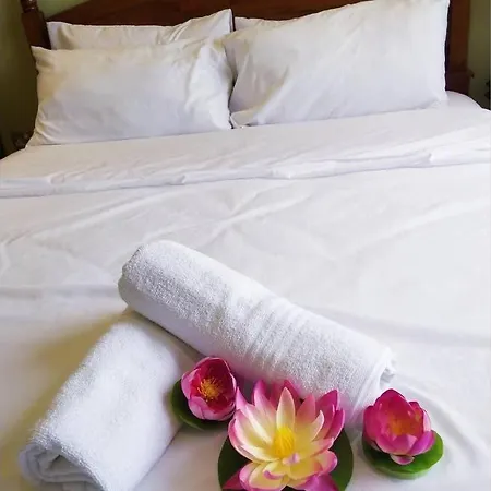Poolview Resort Batu Ferringhi 502 - 2 Rooms Exterior photo