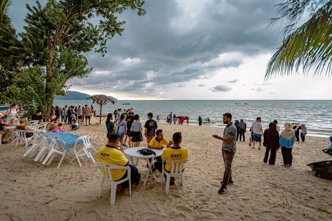 Pangsapuri Poolview 502 - 2 Batu Feringgi